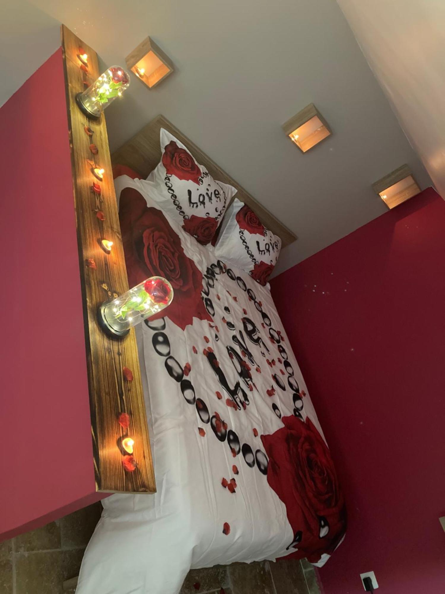 La Nuit Glamour Chalet Herblay